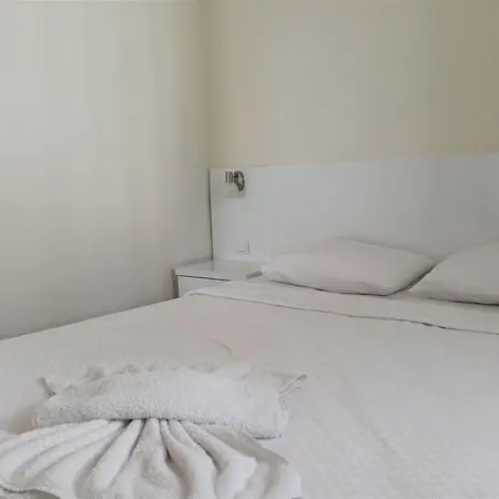 2 Bedroom Central House In Gumbet-bodrum 公寓 *